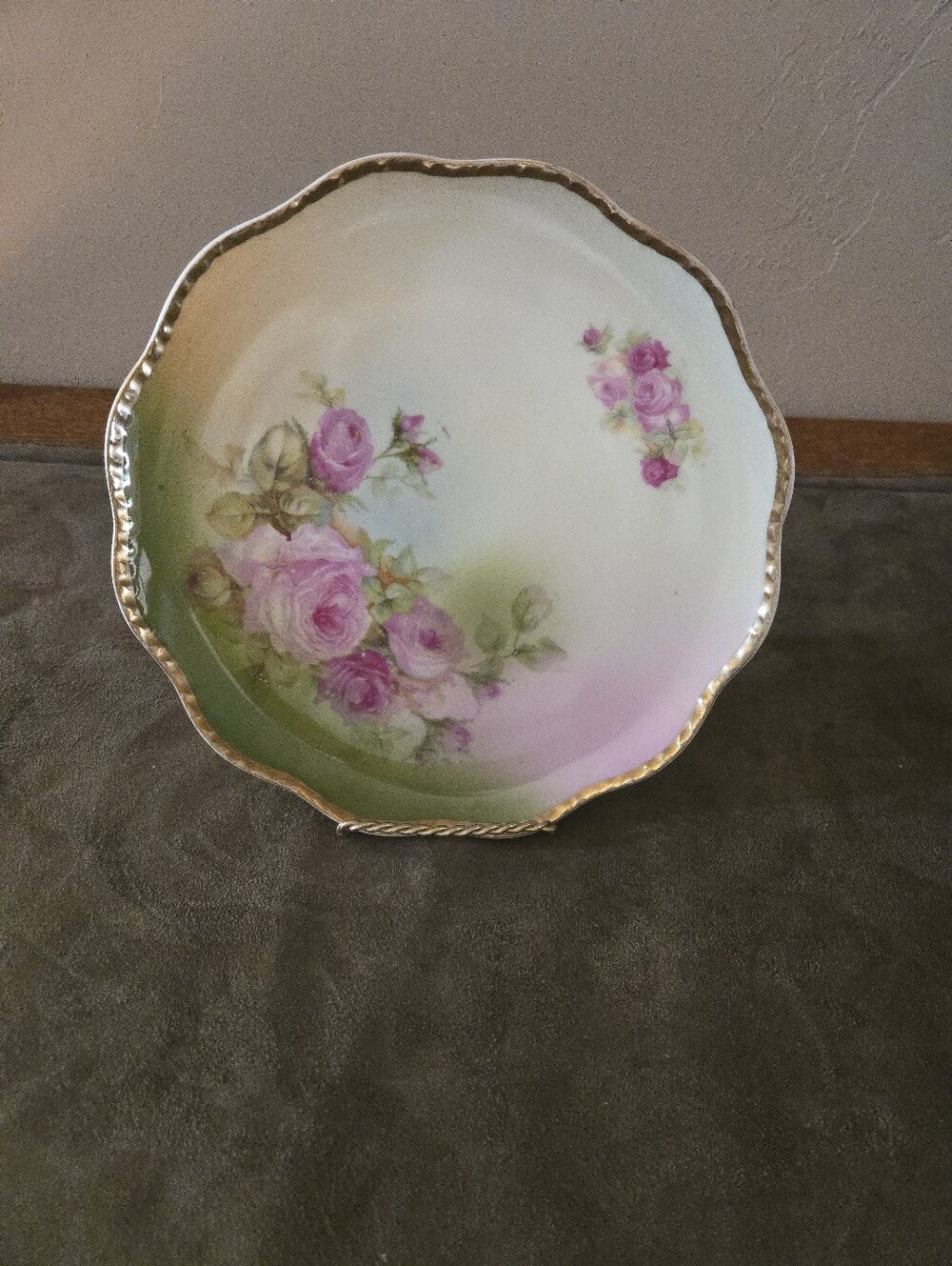 VTG Porcelain Floral Scalloped Plate with Pink Roses and Gold Trim